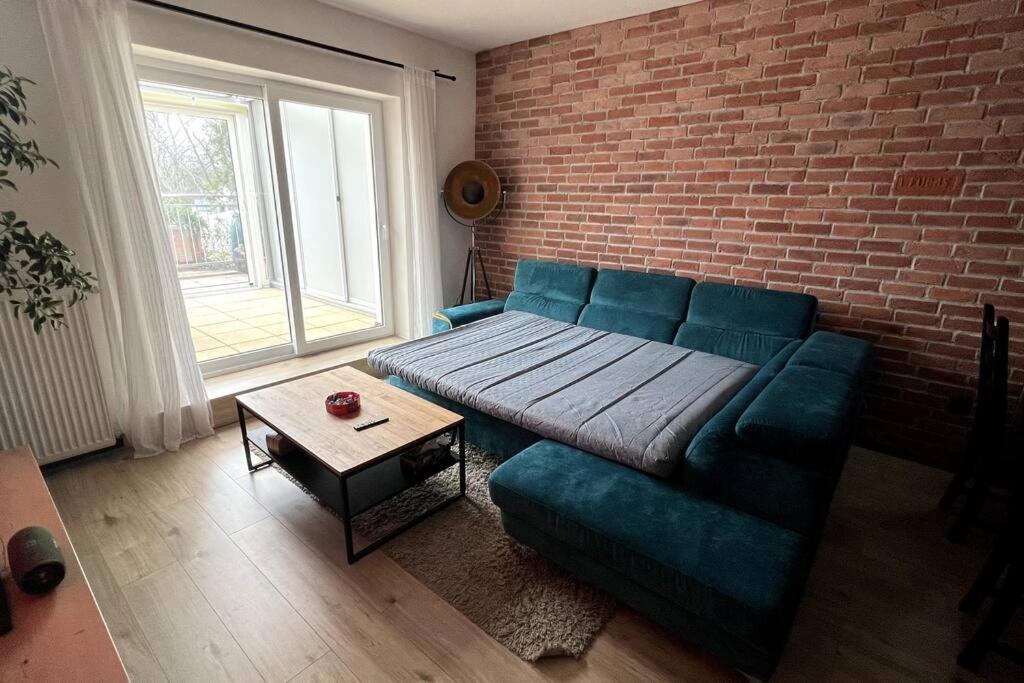 Lake Apartment, 2X Free Garage, 10 Mins To Centre Bratislava Eksteriør bilde